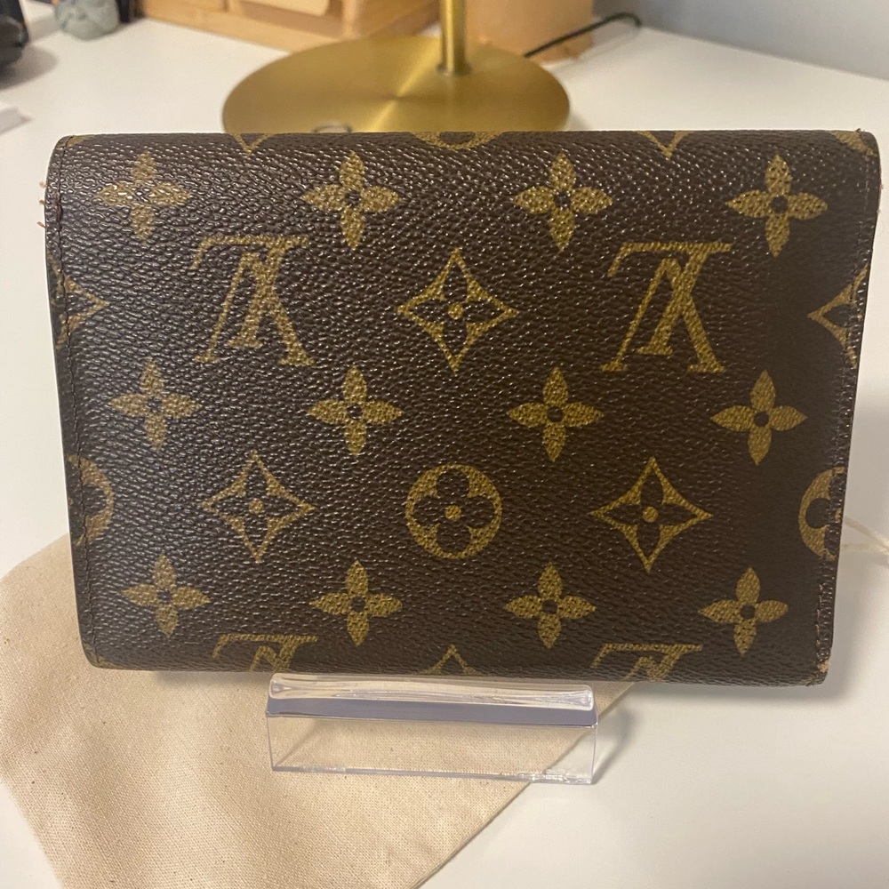 Louis Vuitton Monogram Canvas Brown and Gold Wallet - Picture 8 of 17